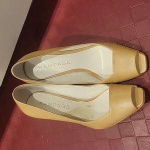 Rampage peep-toe pumps in size 8.